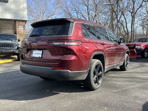 New 2026 Jeep Grand Cherokee L Limited w/ Limited Altitude Package AWD/4WD image 17