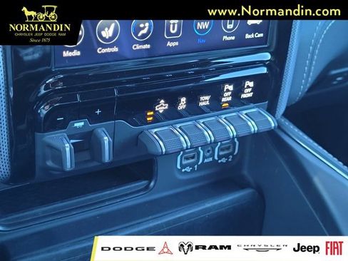 Used 2021 RAM 1500 Limited AWD/4WD image 12