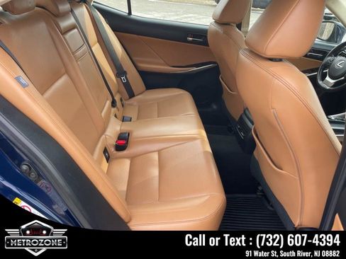 Used 2015 Lexus IS 250 AWD image 24