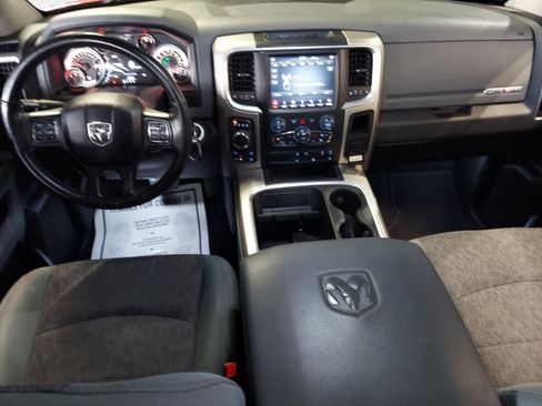 Used 2018 RAM 1500 Lone Star AWD/4WD image 3