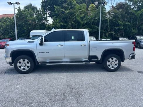 Used 2022 Chevrolet Silverado 2500 LTZ w/ LTZ Plus Package AWD/4WD image 4