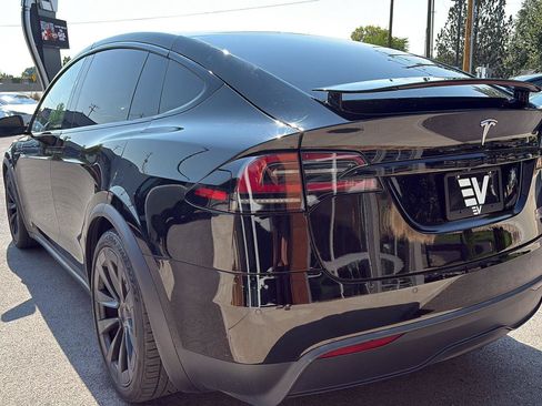 Used 2022 Tesla Model X Plaid AWD/4WD image 6