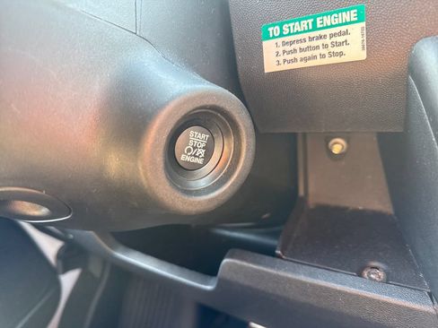 Used 2025 RAM ProMaster 2500 w/ U-Haul Equipment Group FWD image 37