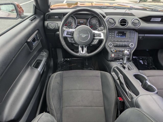 Used 2016 Ford Mustang Coupe RWD image 17