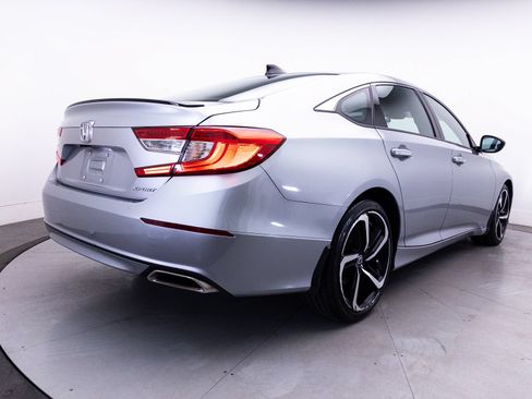 Used 2022 Honda Accord Sport image 15