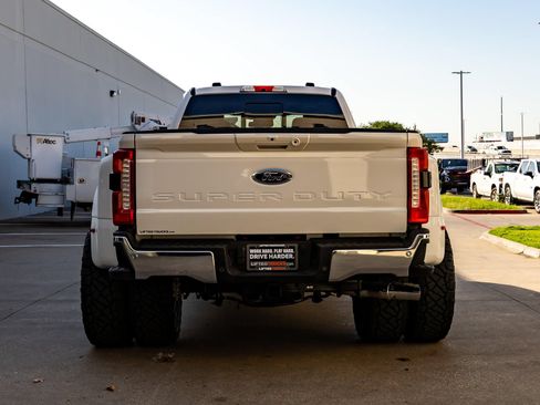 Used 2026 Ford F350 Lariat w/ Lariat Ultimate Package AWD/4WD image 6
