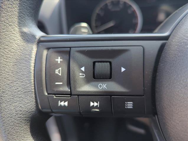 Used 2024 Nissan Rogue SV AWD/4WD image 14