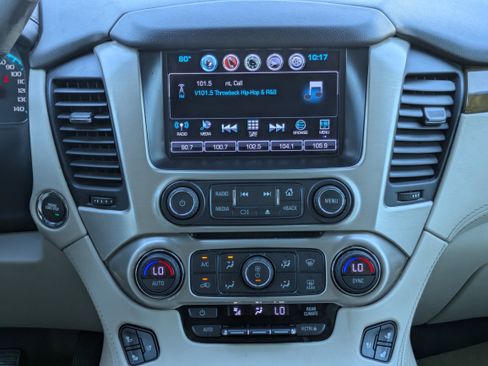 Used 2017 GMC Yukon XL Denali w/ Open Road Package AWD/4WD image 20