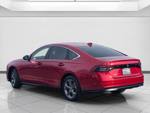 Certified 2024 Honda Accord EX image 7