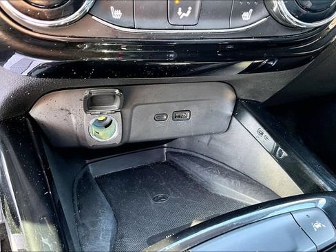 Used 2025 Chevrolet Trax ACTIV w/ Sunroof Package FWD image 33