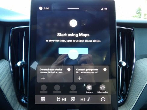 New 2026 Volvo XC60 B5 Plus w/ Protection Package Premier image 20