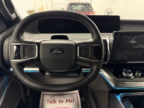 New 2026 Ford Expedition Max Platinum image 19