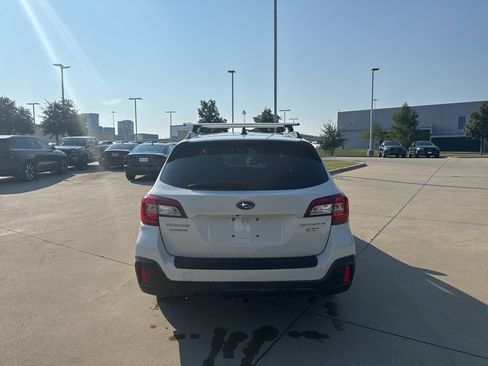 Used 2018 Subaru Outback 3.6R Touring w/ Protection Package #1 image 6