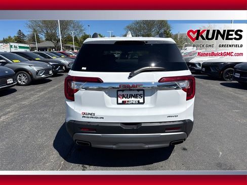 Used 2023 GMC Acadia SLT AWD/4WD image 9