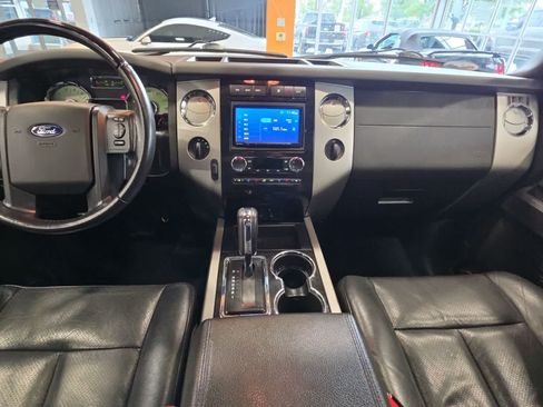 Used 2013 Ford Expedition Limited AWD/4WD image 32