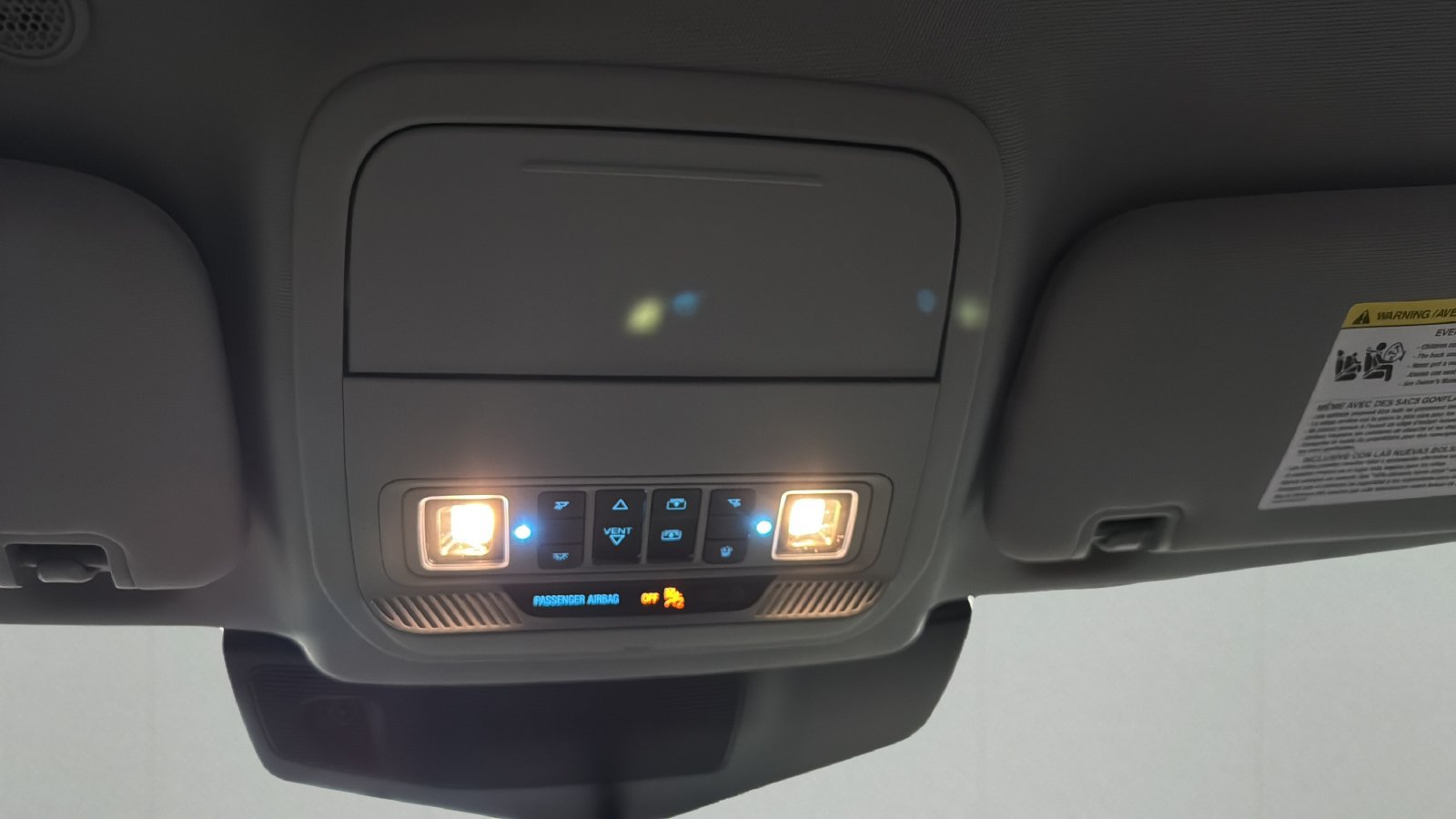 Used 2021 Ford Explorer XLT w/ Equipment Group 202A RWD image 22