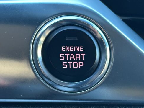 Used 2022 Kia Niro LXS image 30