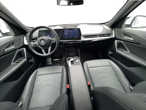 Used 2025 BMW X1 xDrive28i AWD/4WD image 38
