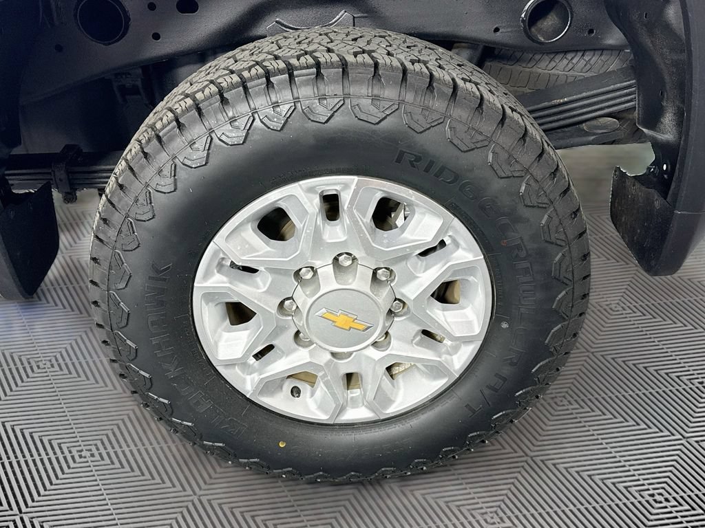 Used 2021 Chevrolet Silverado 2500 LT w/ Fleet Comfort Package AWD/4WD image 27