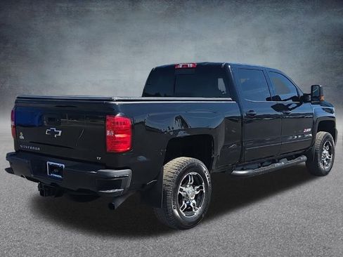 Used 2018 Chevrolet Silverado 2500 LTZ w/ Midnight Edition AWD/4WD image 7
