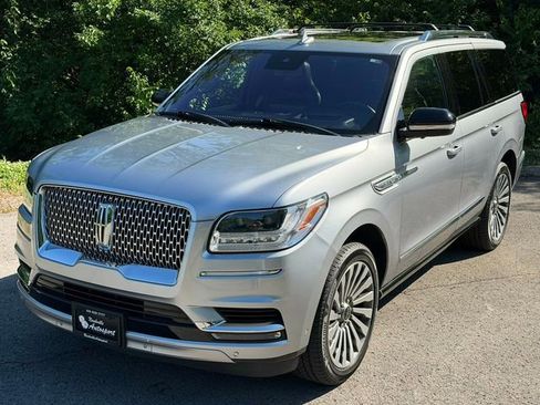 Used 2020 Lincoln Navigator Reserve w/ Luxury Package AWD/4WD image 14