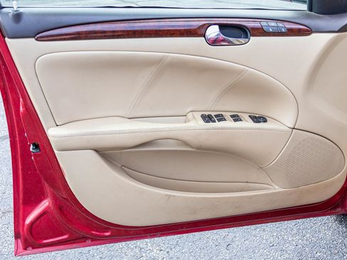 Used 2008 Buick Lucerne CXL w/ Ultra Confidence Package FWD image 33