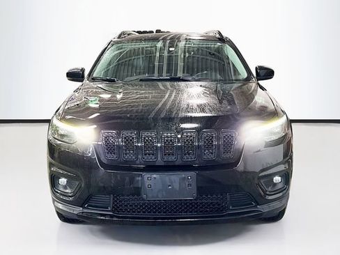 Used 2019 Jeep Cherokee Latitude Plus image 4