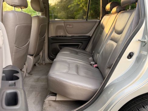 Used 2001 Toyota Highlander 2WD image 13