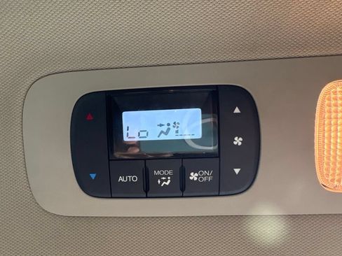 Used 2017 Honda Odyssey EX-L image 40