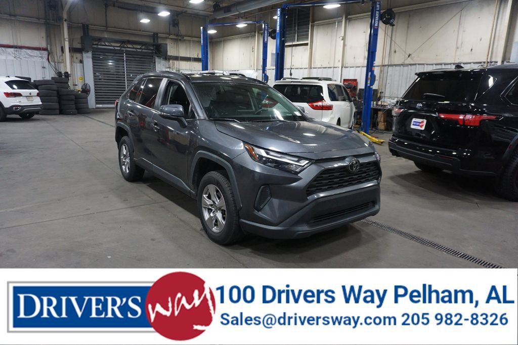 Used 2023 Toyota RAV4 XLE FWD image 1