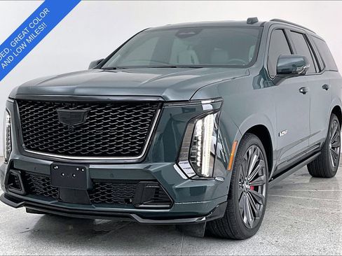 Used 2026 Cadillac Escalade V AWD/4WD image 15