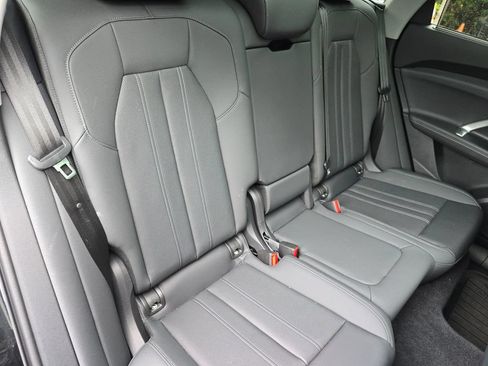 Certified 2025 Audi Q5 Premium w/ Premium Plus AWD/4WD image 22