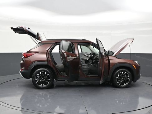 Used 2022 Chevrolet TrailBlazer LT FWD image 29