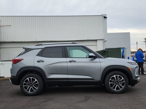 New 2026 Chevrolet TrailBlazer LT w/ LPO, Blackout Package image 6