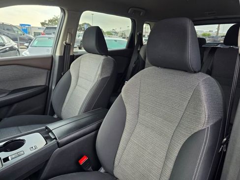 Used 2023 Nissan Rogue SV FWD image 16