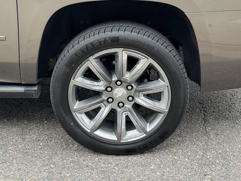 Used 2016 Chevrolet Suburban LTZ AWD/4WD image 17
