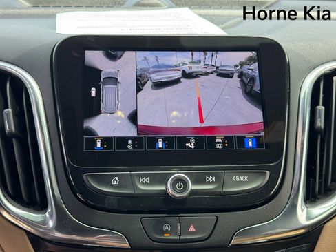 Used 2023 Chevrolet Equinox Premier FWD image 22