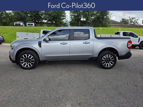 Used 2022 Ford Maverick Lariat w/ Lariat Luxury Package FWD image 2
