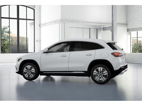 Certified 2025 Mercedes-Benz GLA 250 GLA 250 image 32