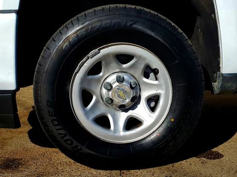 Used 2017 Chevrolet Silverado 1500 W/T RWD image 19
