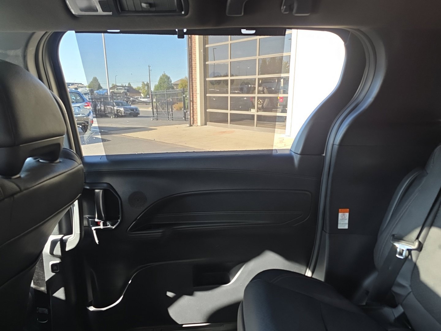 Used 2025 Toyota Sienna Limited AWD/4WD image 36