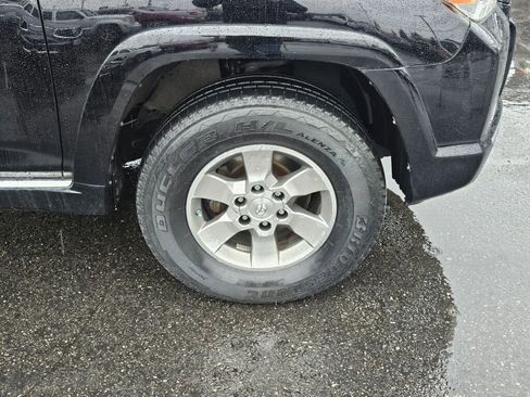 Used 2011 Toyota 4Runner SR5 w/ Premium Pkg w/Leather image 26