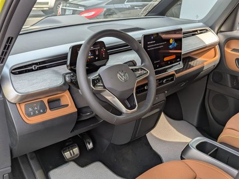New 2025 Volkswagen ID. Buzz Pro S Plus image 12