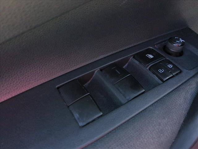 Used 2021 Toyota Corolla LE FWD image 12