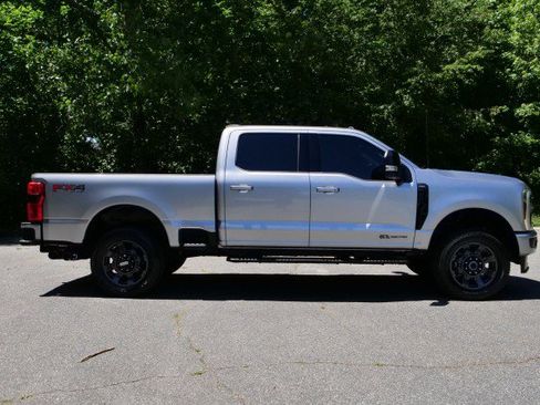 Used 2024 Ford F250 Lariat w/ Sport Appearance Package AWD/4WD image 38