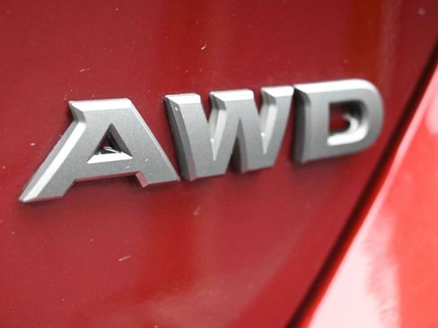 Used 2024 Nissan Altima 2.5 SR w/ SR Premium Package image 16