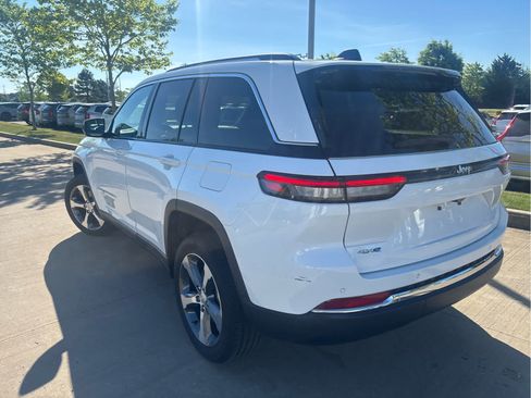 Used 2022 Jeep Grand Cherokee Limited 4xe AWD/4WD image 5