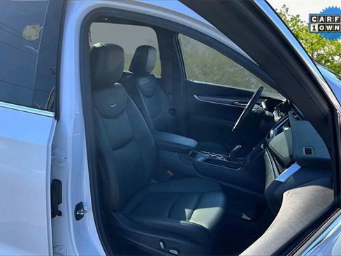 Used 2023 Cadillac XT6 Luxury image 7