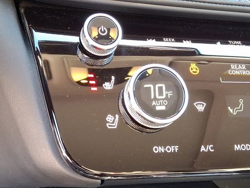 Used 2022 INFINITI QX60 Luxe w/ Performance Audio Package image 27