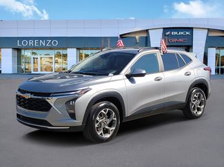 Used 2025 Chevrolet Trax LT w/ Driver Confidence Package 360° Tour